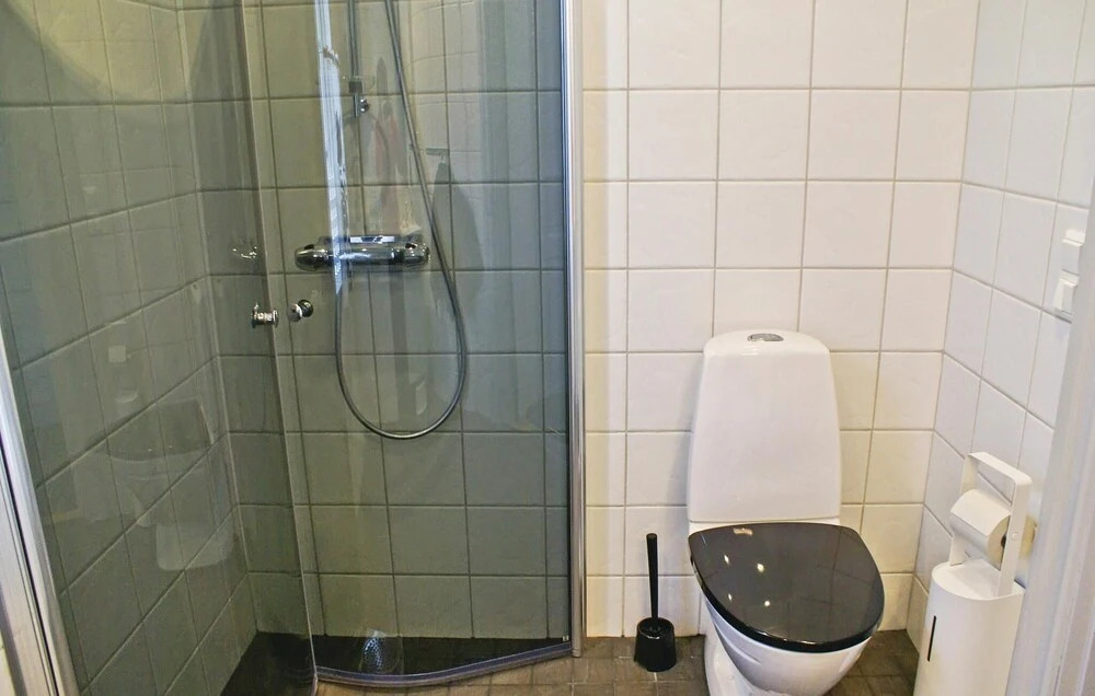 Beautiful Home in Vetlanda With 3 Bedrooms and Wifi