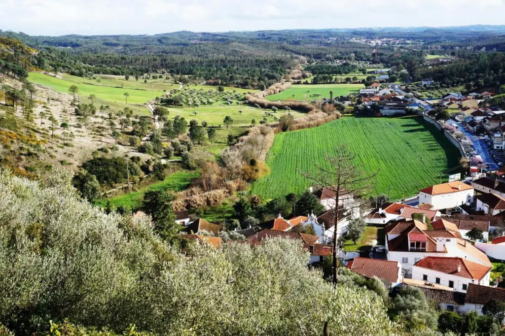 Meio Country House