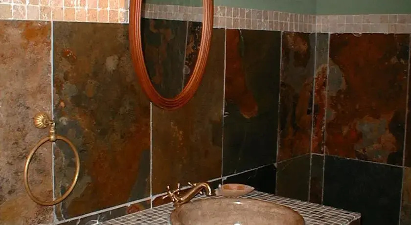 Casa Camaleon