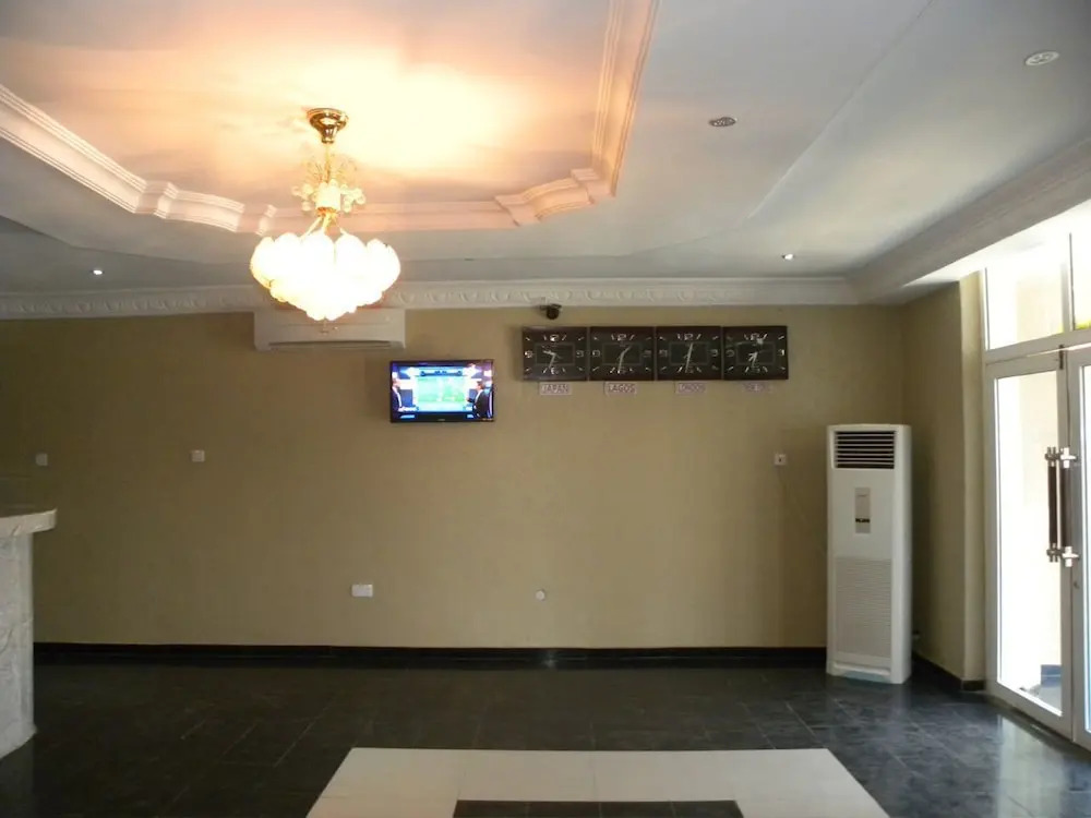 Grandy Suites