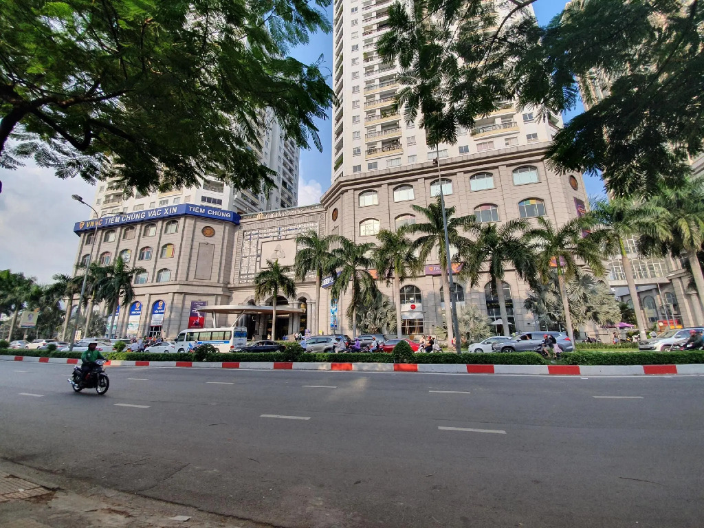Lam Sơn Hotel