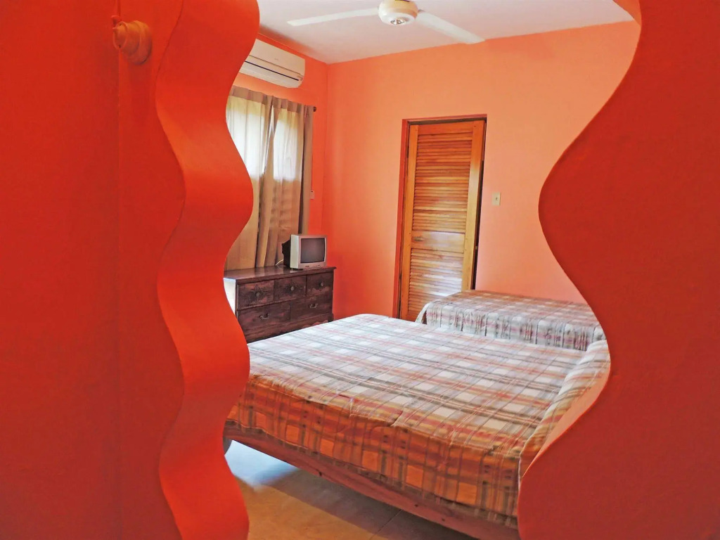 Sunrise Club Hotel
