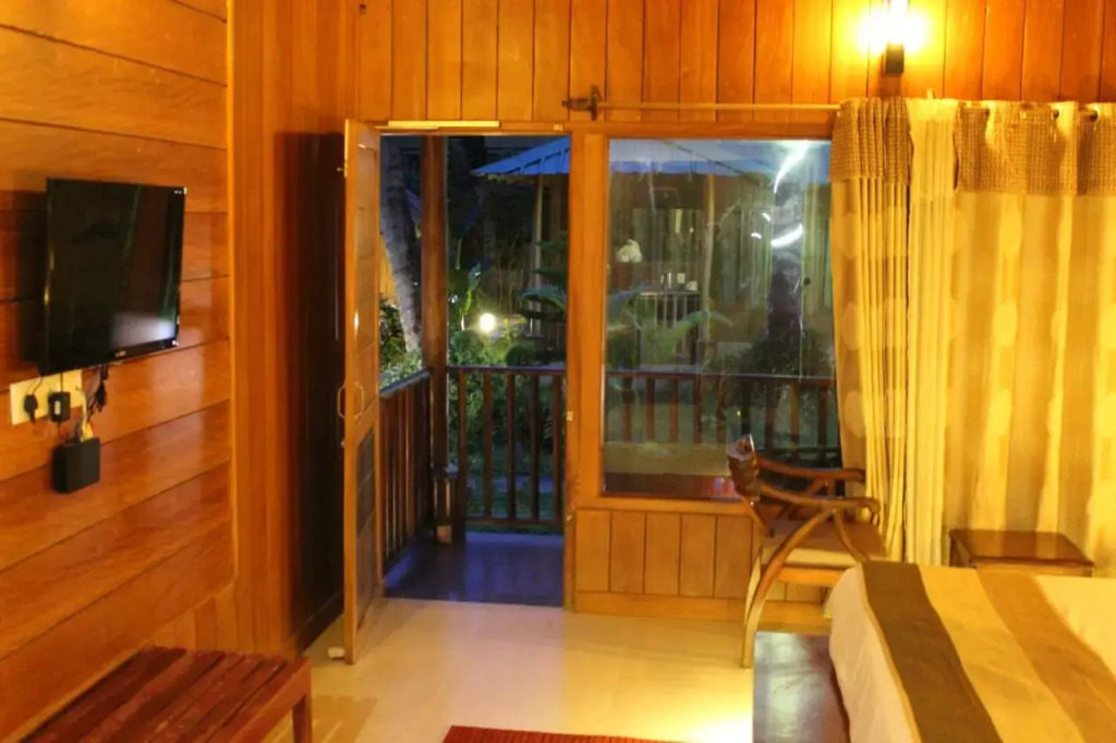 Aparupa Sands Marina Beach Resort