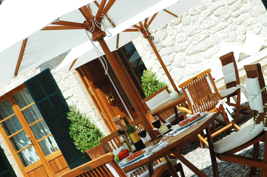 Cas Comte Suites & Spa