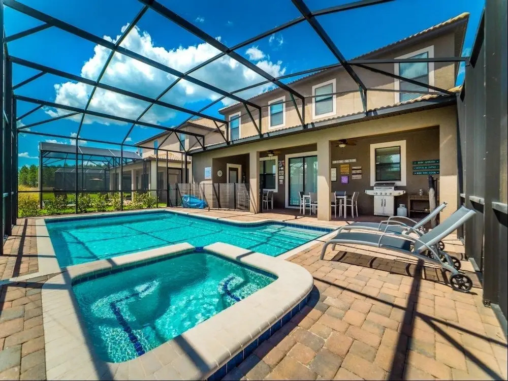 Stunning Champion's Home