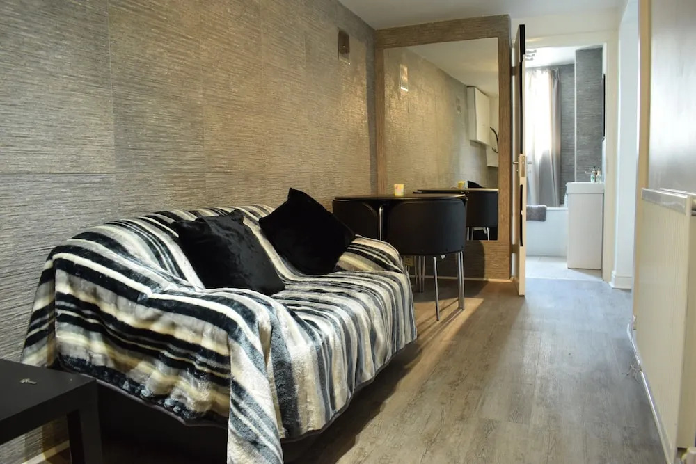 Beautiful 3 Bedroom Flat in Peckham