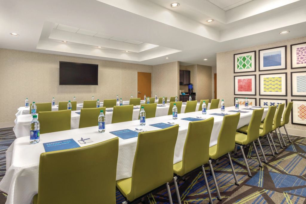 Holiday Inn Express Hotel & Suites Lawton-Fort Sill by IHG