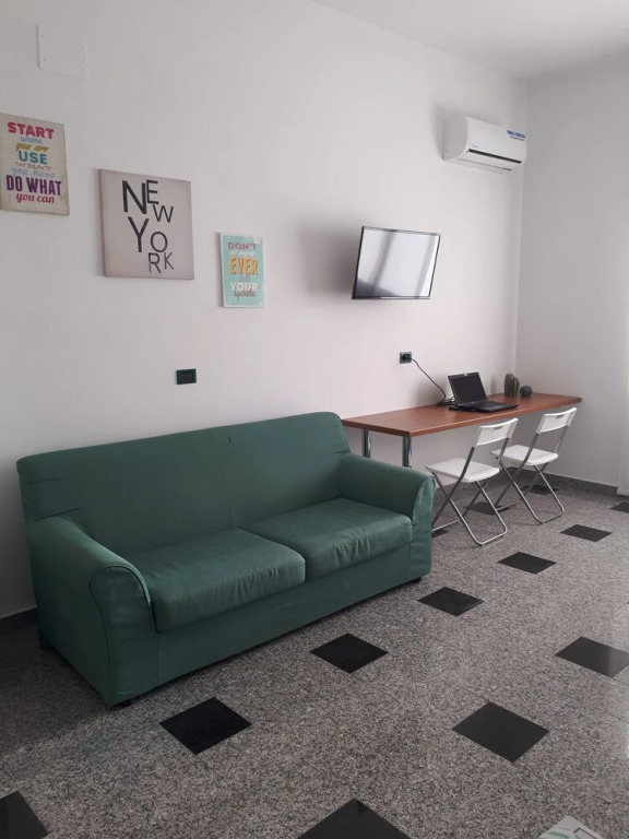 Business Home Piazza Cesare Battisti B&B Residence