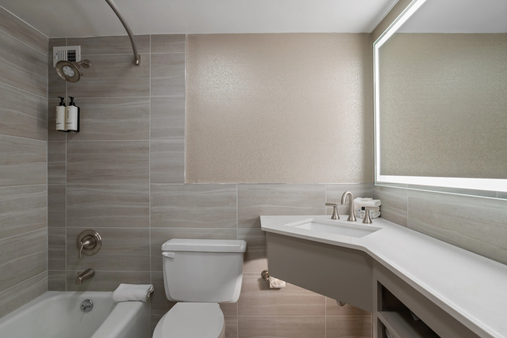Crowne Plaza Executive Center Baton Rouge by IHG