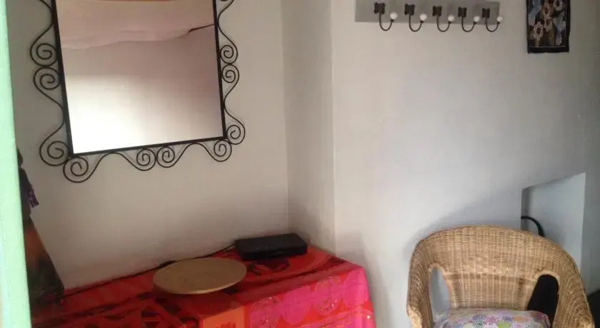 Mole'N Room