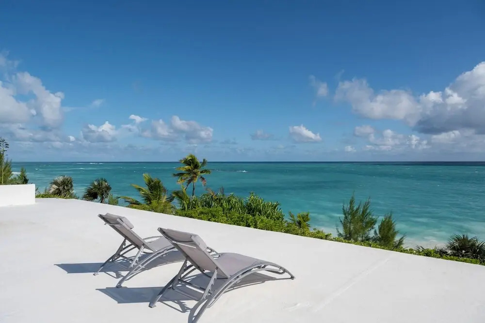 Shoreline Serenity: Secluded Coastal Villa