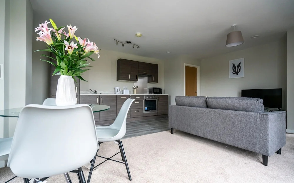 Beehosting Adelphi Wharf Apartments