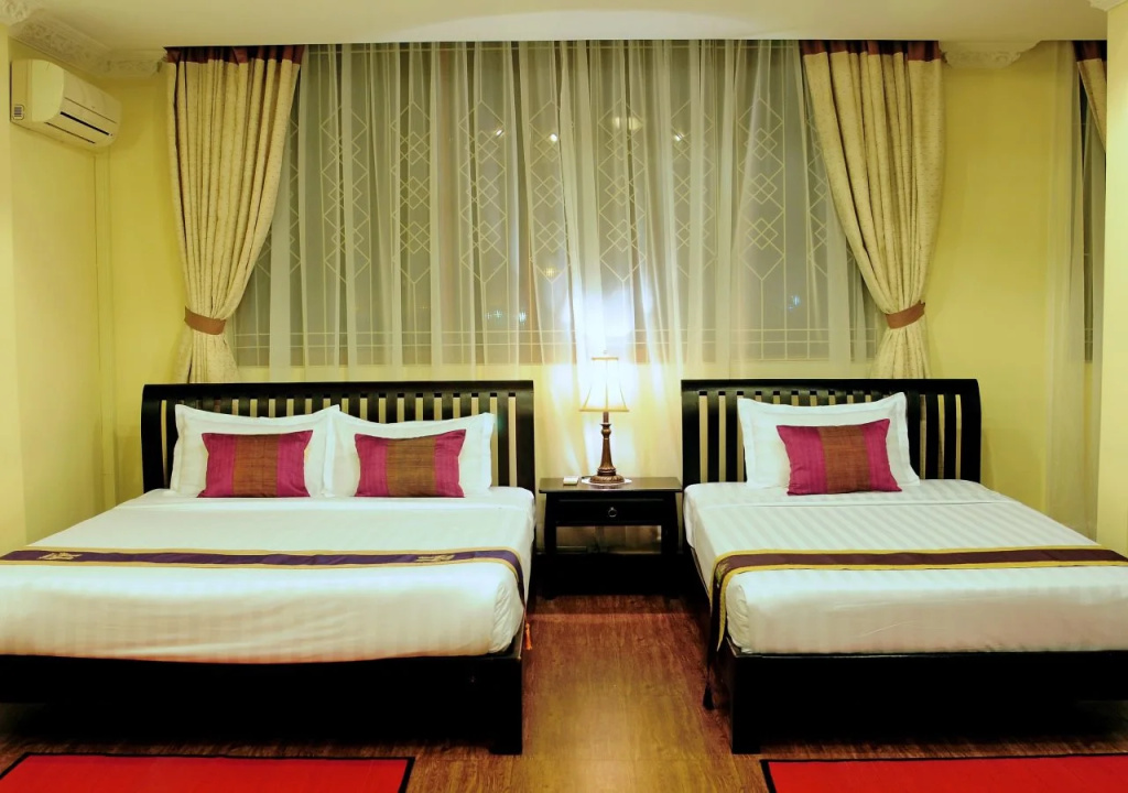 Royal Inn