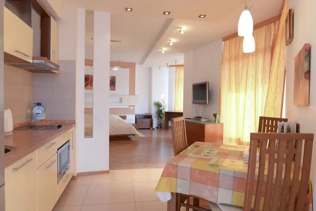 Апартаменты Business Home