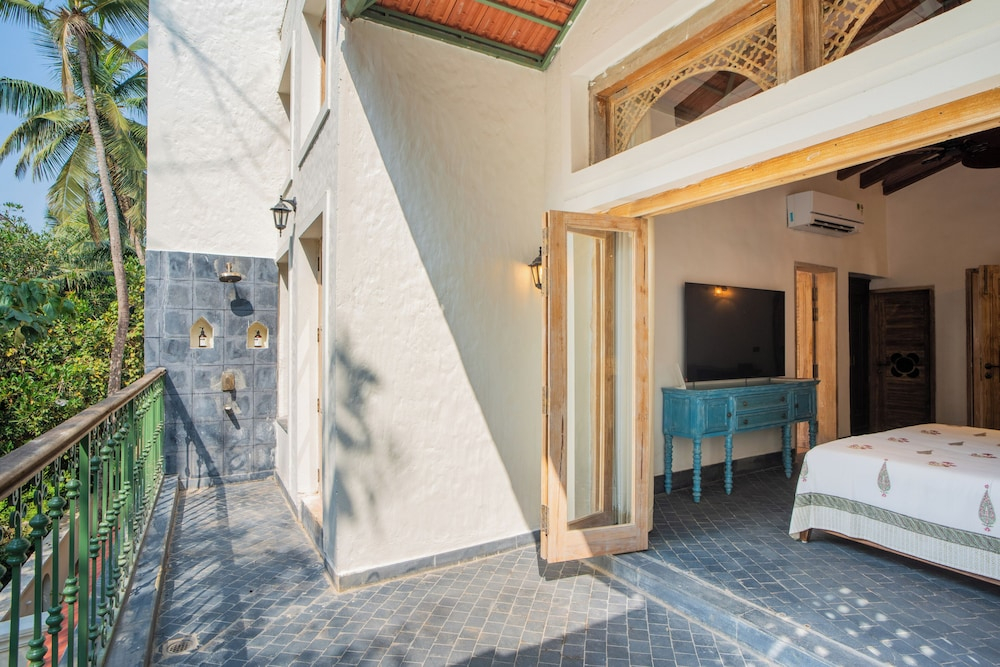 Elivaas Amayah Tattva 3 BHK Escape