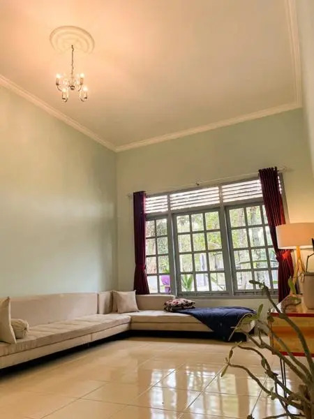 Villa Kamar Tamu Selomartani