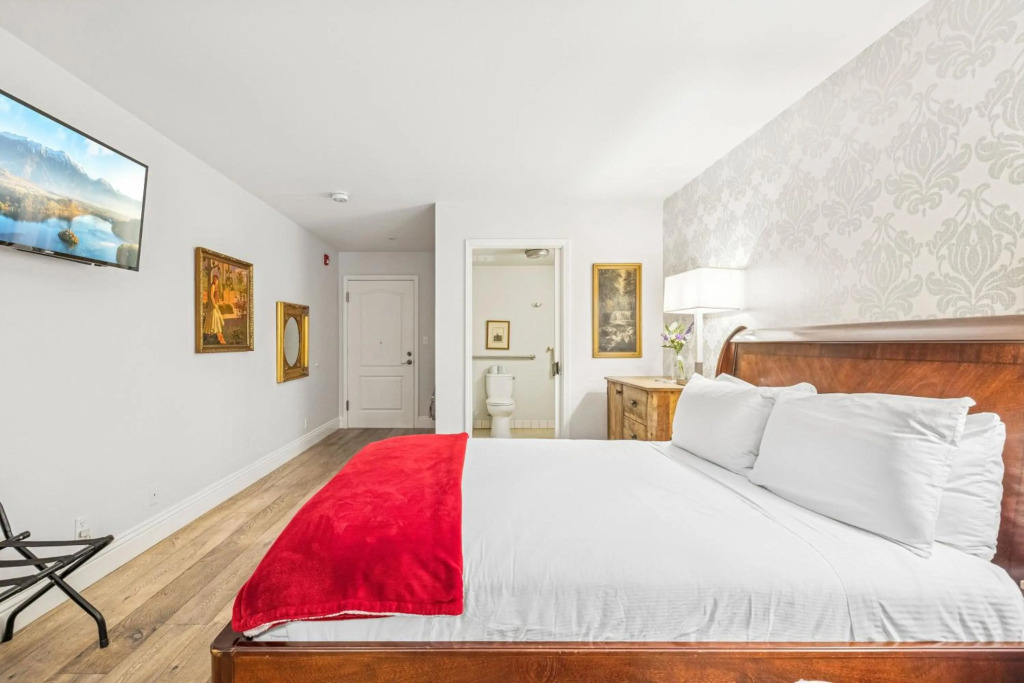 Mirabelle Inn