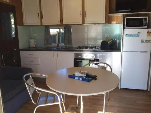 Beachcomber Caravan Park
