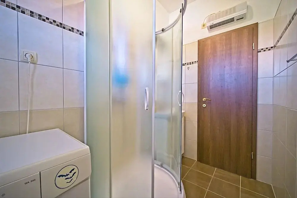 Pavo - 80 m From Beach - A1