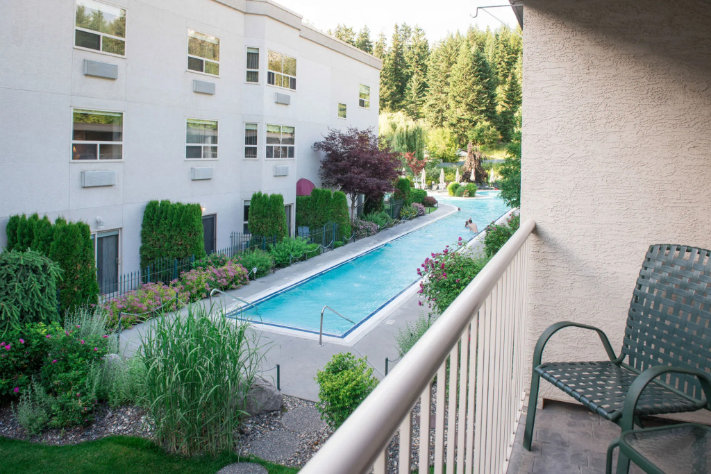 Hilltop Inn - Salmon Arm