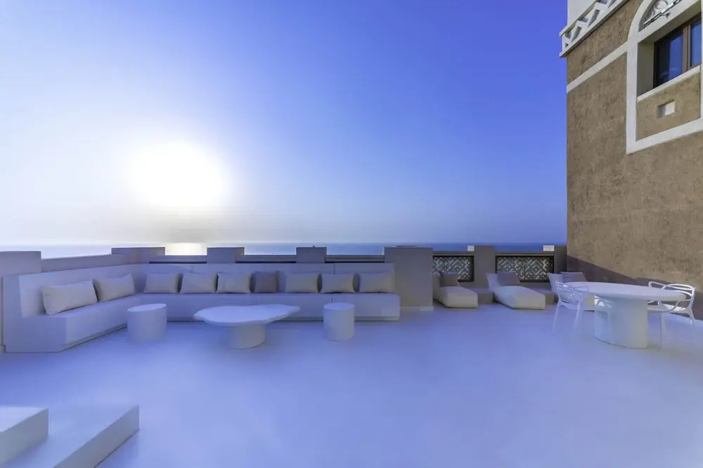 Maison Privee - Luxury Palm Penthouse with Beach & Sea View