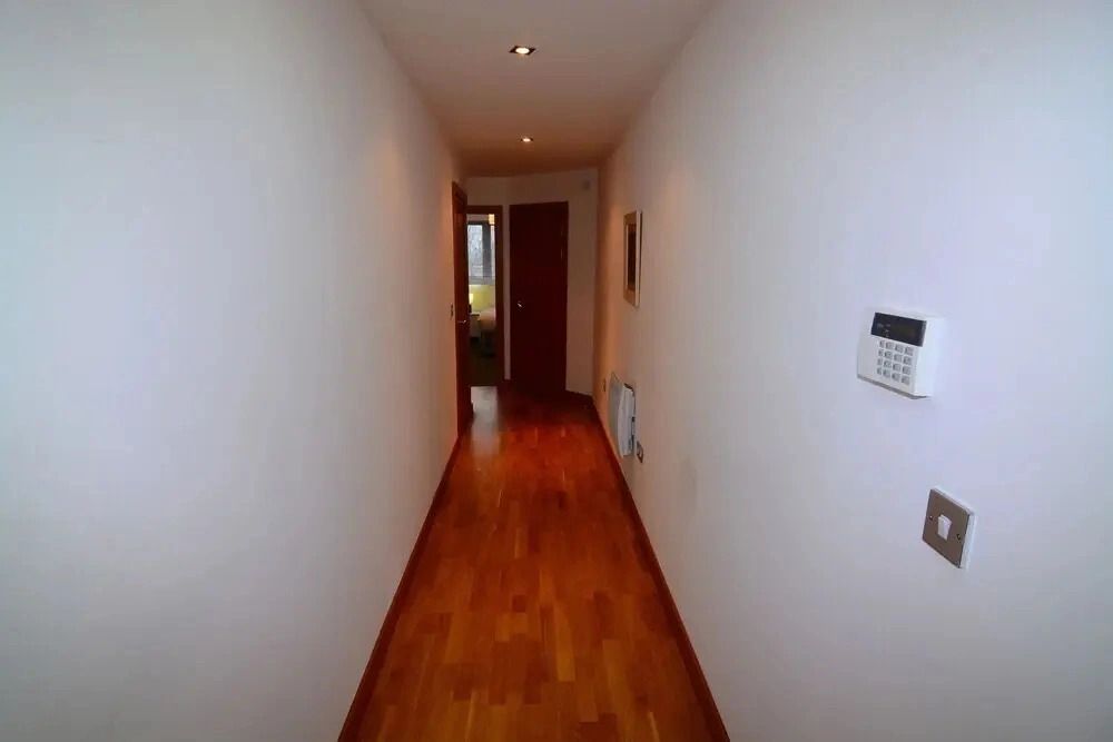 Modern 2 bed apartment in London - RGB 65388