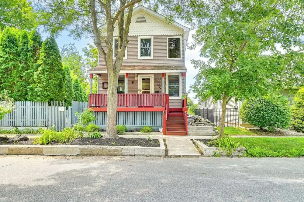 Saratoga Springs Home w/ Hot Tub: Walk to Downtown