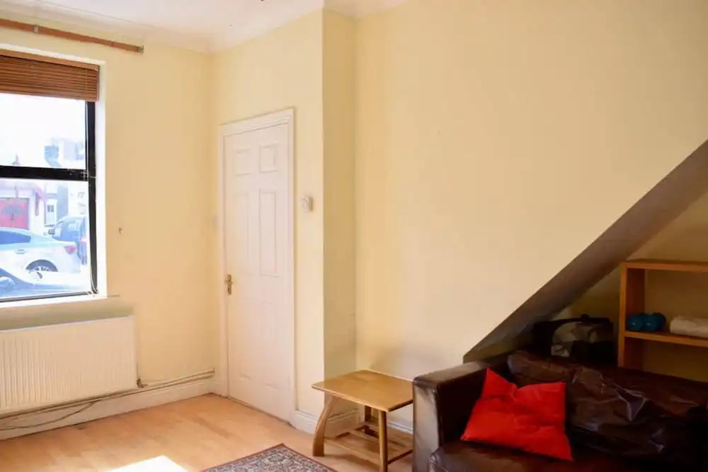2 Bedroom House In Central Dublin
