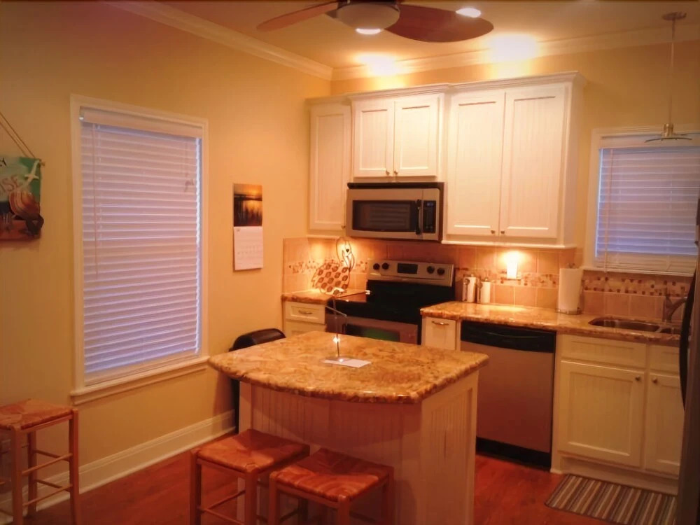 Sea Song 2 Bedroom Home by RedAwning