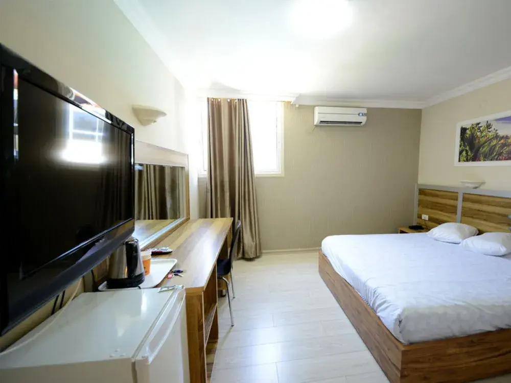 Be Center Hotel