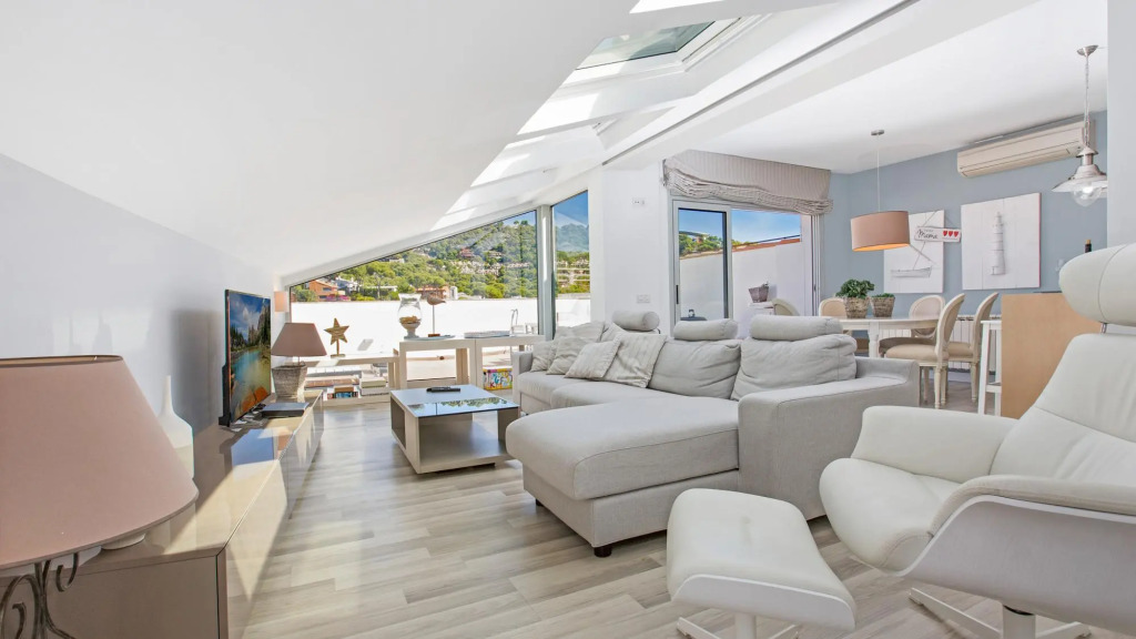 Gala in Llafranc with 4 bedrooms and 2 bathrooms