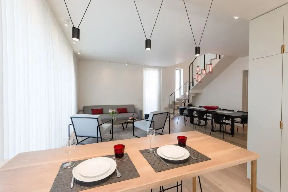 Live like Royalty in TLV DLX 2 Floor Apt