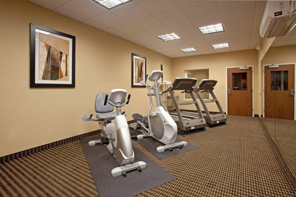Holiday Inn Express Pembroke by IHG