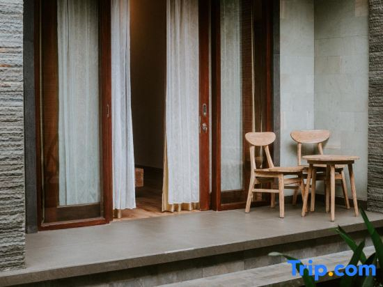 Jananing Guest House