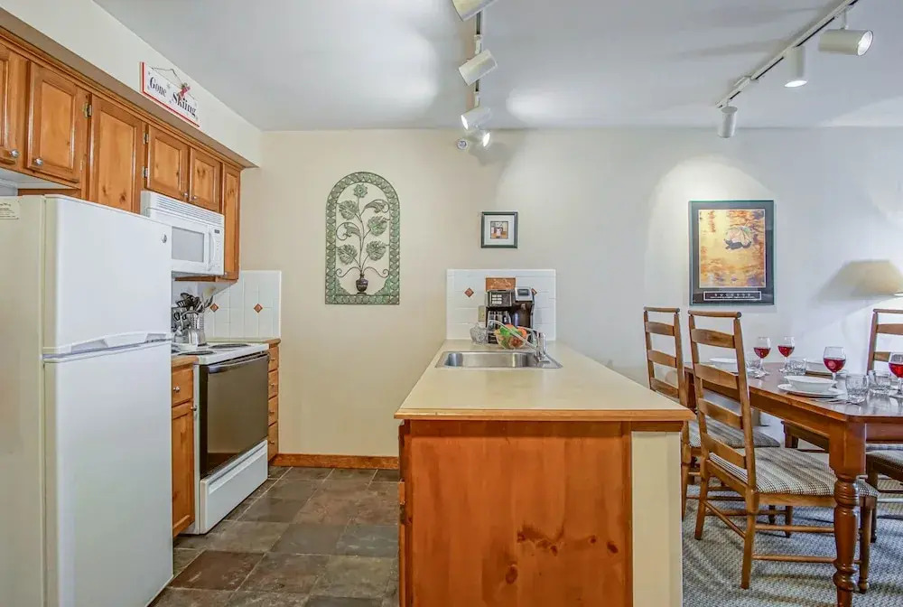Rimfire 460 - Good & Plenty - Slope Side, Steps from Village 1 BR Condo