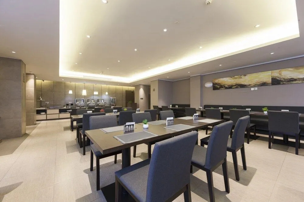 Foshan Jinao Hotel
