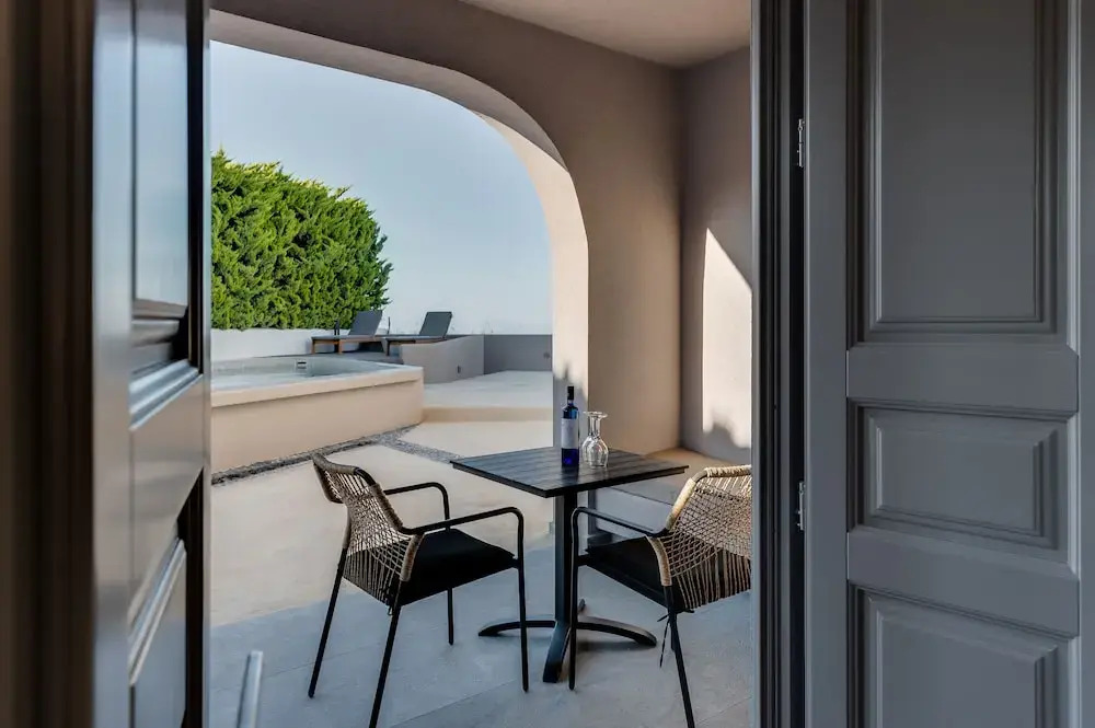 Elements Cozy Suites Pyrgos