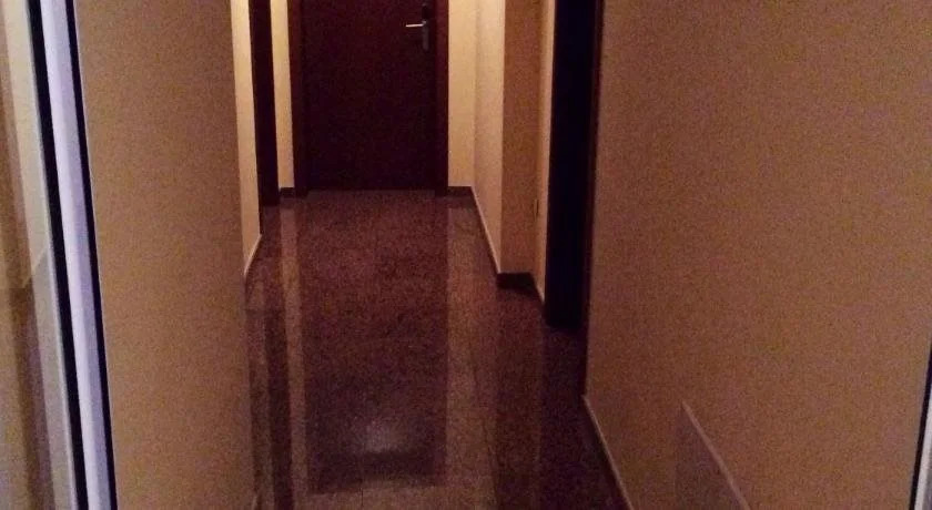 Hotel Elena