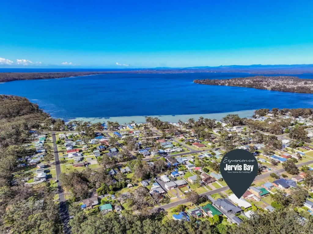 Luxury Spacious Entertaining Areas and Close to Hyams Beach