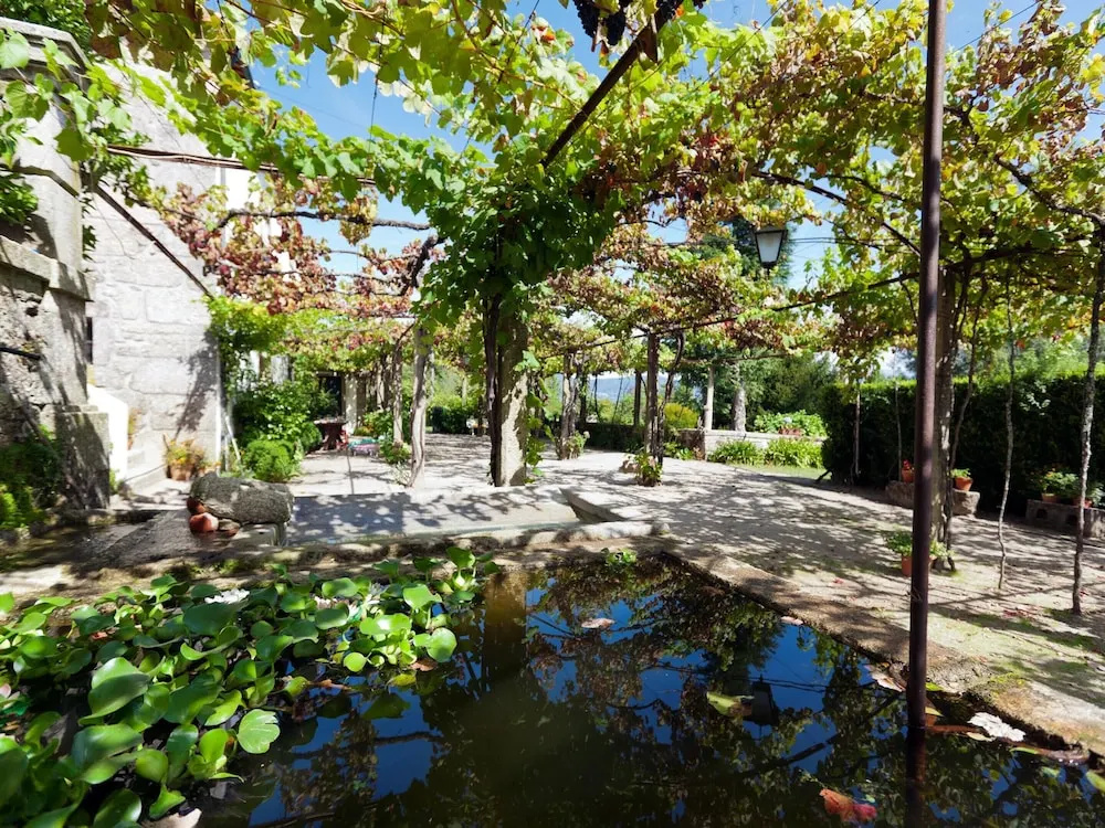 House with 2 Bedrooms in Gandra, with Wonderful Mountain View, Pool Access, Enclosed Garden - 26 Km From the Beach