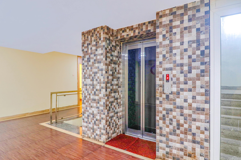 FabHotel Keerthis Anupama - Nr Indira Gandhi Stadium