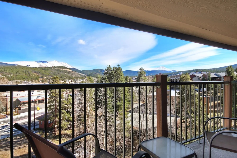 Sawmill Creek Condominiums by Great Western Lodging