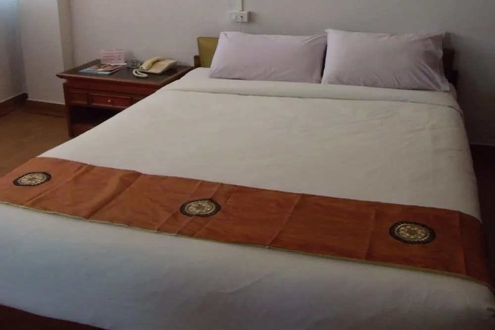 Sripatana Hotel