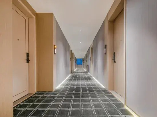 MEYO Hotel