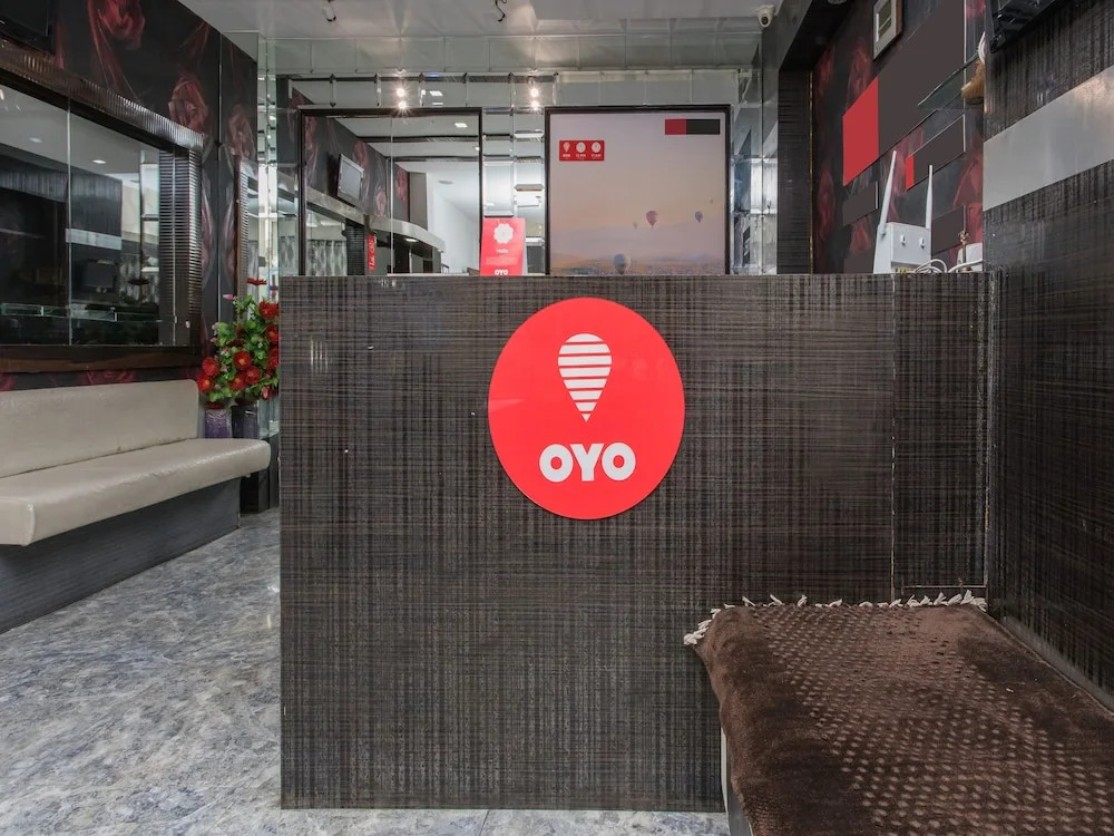 OYO 3689 Sky hotel