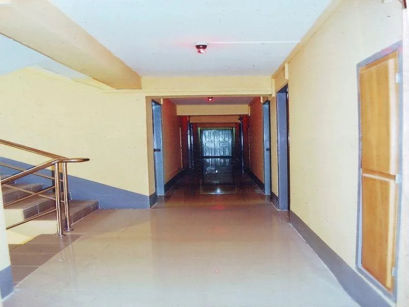 Royal Toe Hotel