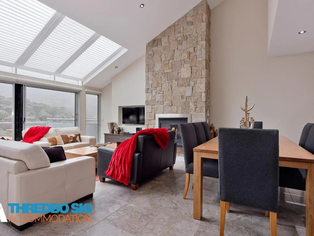 The Peak Penthouse 9