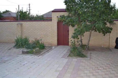 Guesthouse on Kolkhoznaya
