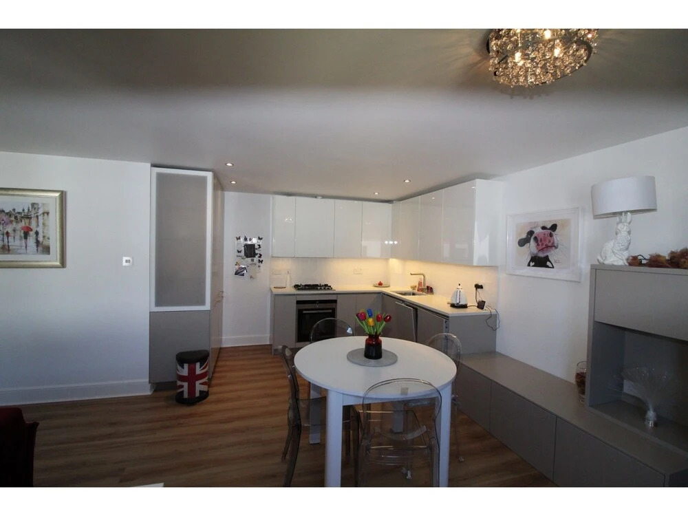 Stylish Modern 1BR Flat for 4 in Shore Side Leith