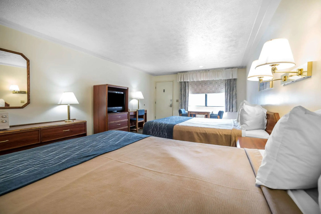 Rodeway Inn & Suites Pronghorn Lodge Lander